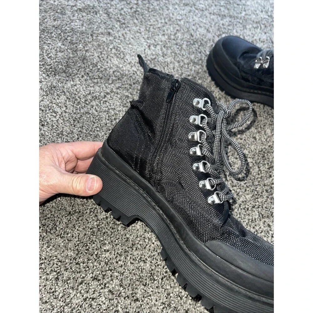 Steve Madden Boots Womens Timbor Size 8 Black Rugged Side Zip Casual Ankle